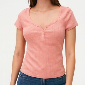 Pink Republic Top 3 Buttons on Scoop Neckline Size Small NWT